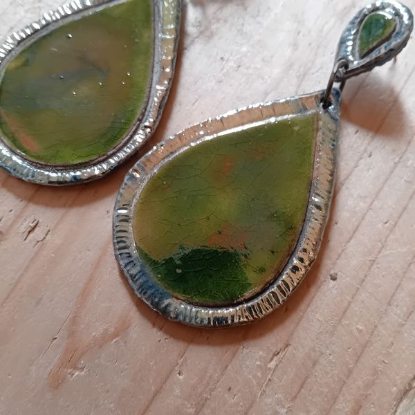DANGLING EARRINGS
