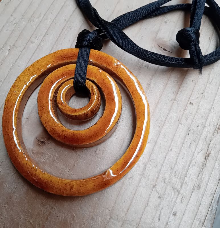 TURRIALBA PENDANT