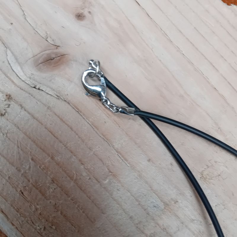 SHORT NECKLACE