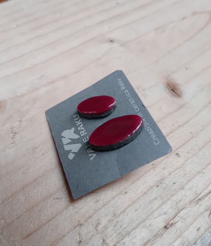 SMALL LOBE EARRINGS