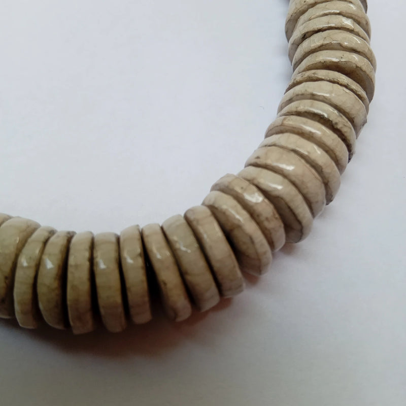 UNZEN MODEL NECKLACE