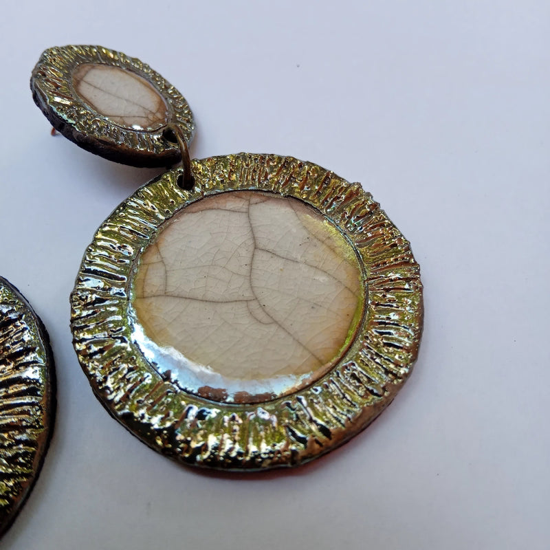 DANGLING EARRINGS