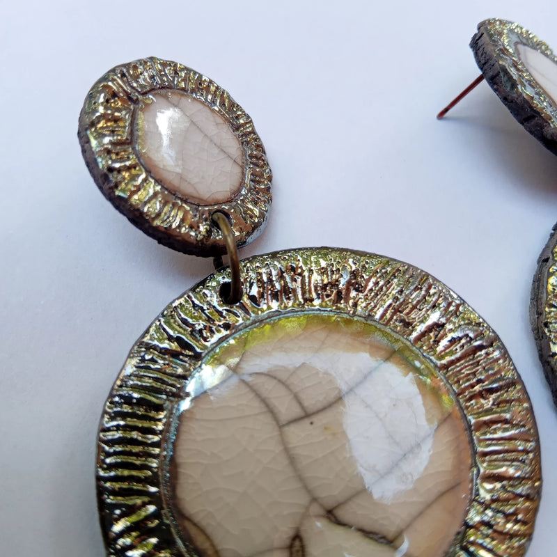 DANGLING EARRINGS
