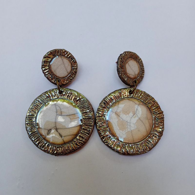 DANGLING EARRINGS