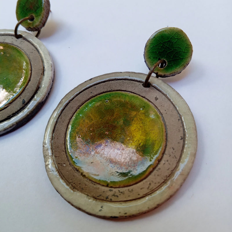 DANGLING EARRINGS