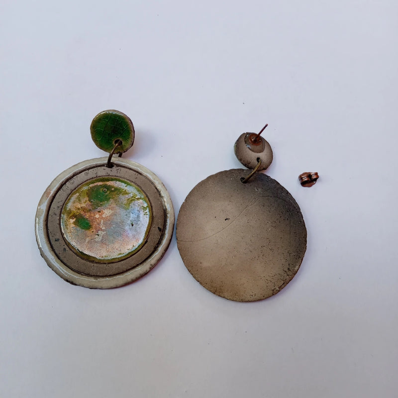 DANGLING EARRINGS