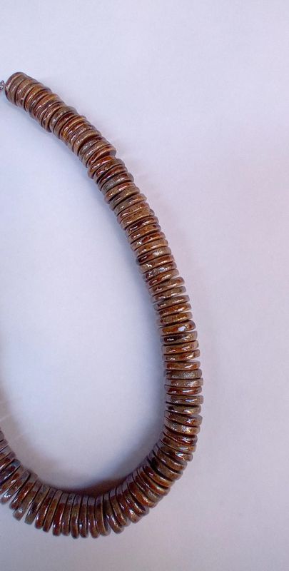 UNZEN MODEL NECKLACE