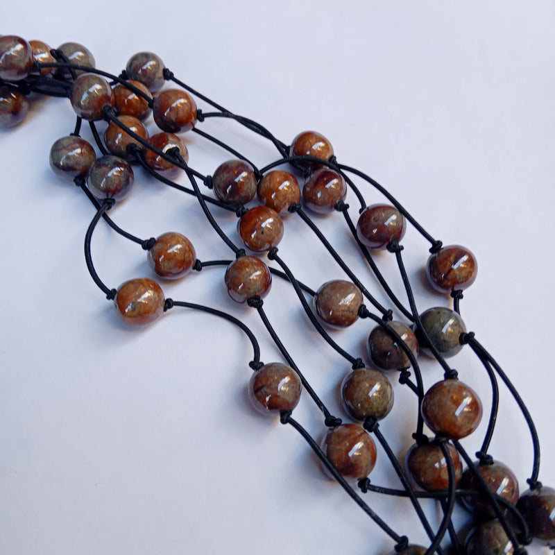 CALBUCO NECKLACE