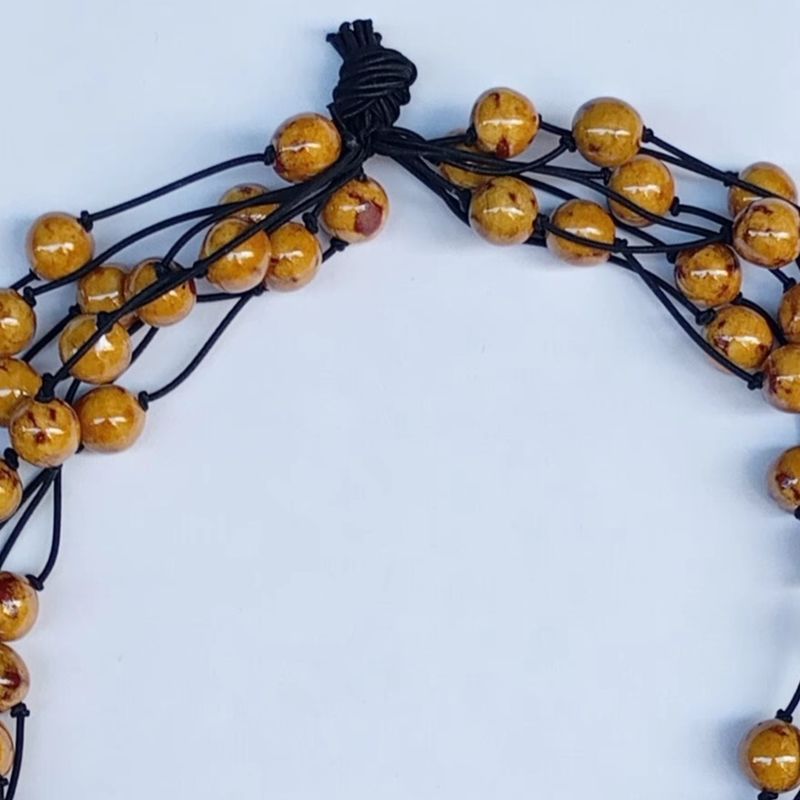 CALBUCO NECKLACE