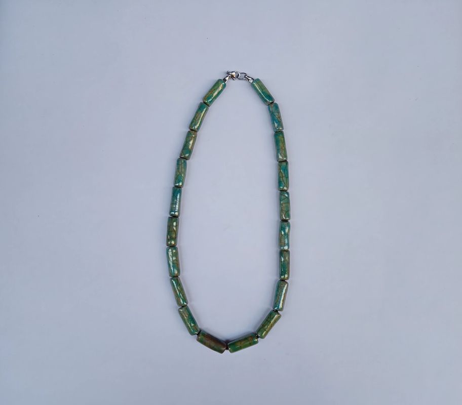 PINATUBO2 MODEL NECKLACE