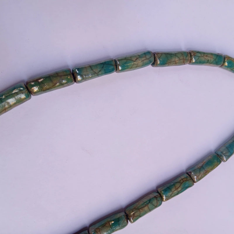 PINATUBO2 MODEL NECKLACE