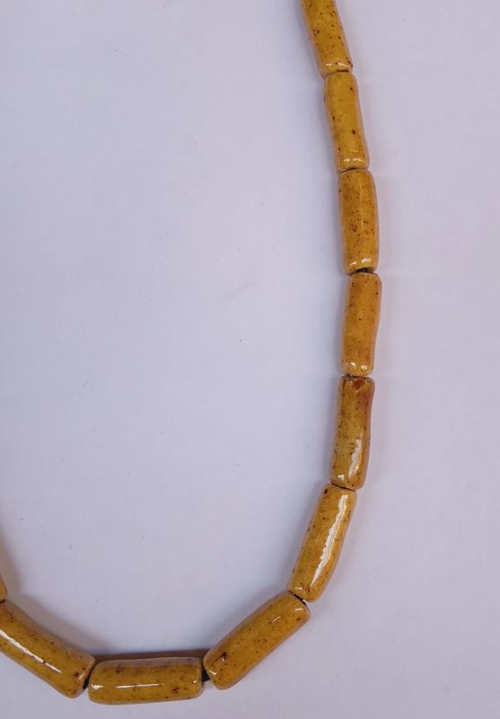 PINATUBO2 MODEL NECKLACE