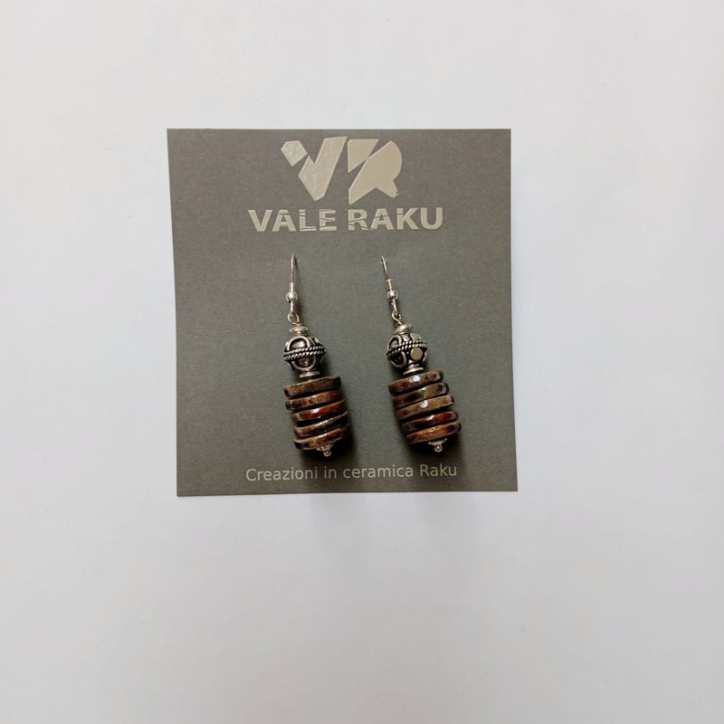 TAMBORA MODEL DANGLING EARRINGS
