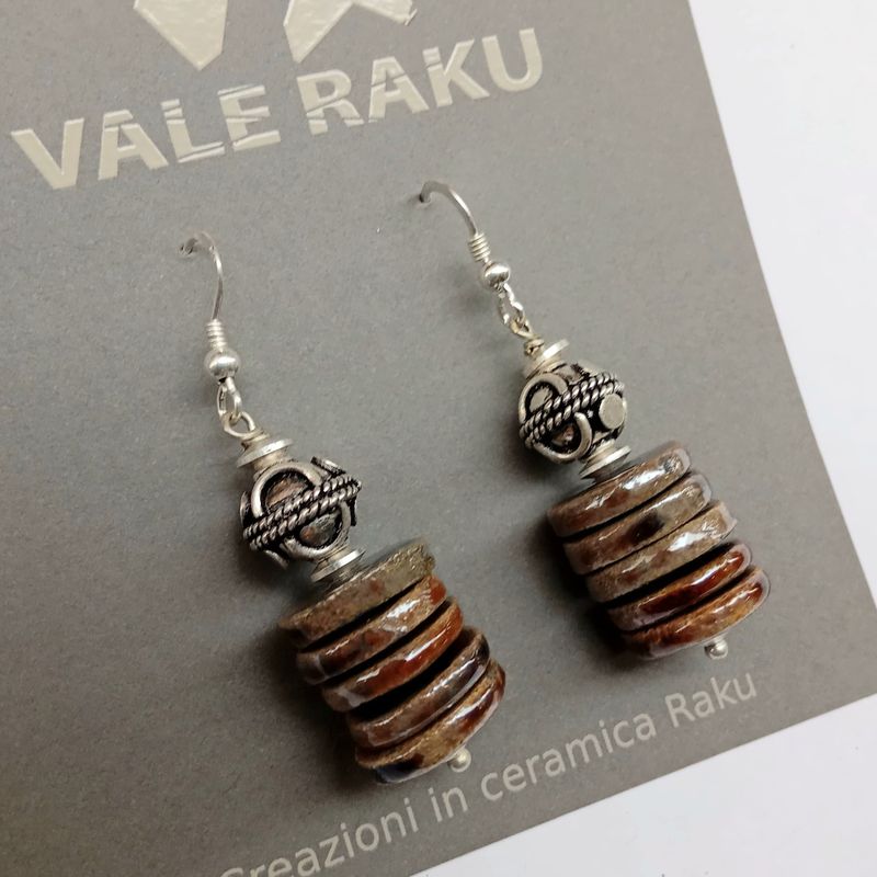 TAMBORA MODEL DANGLING EARRINGS